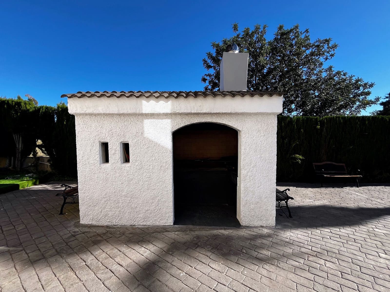 4 bedroom Villa for sale in Lliria with pool - € 590,000 (Ref: 9398237)