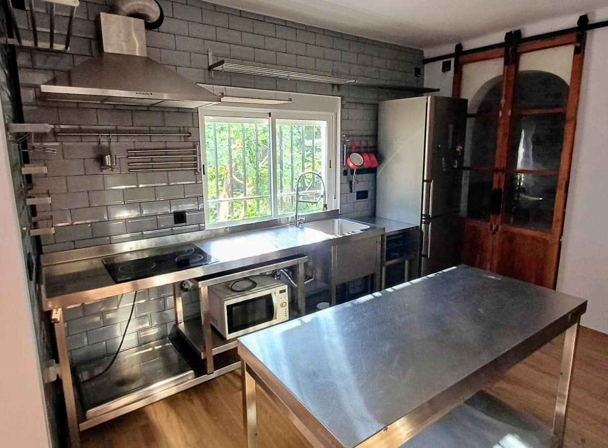 2 soverom Villa til salgs i Pedralba - € 165 000 (Ref: 9415459)