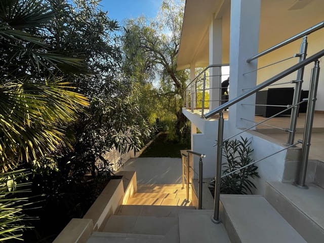 3 soverom Villa til salgs i Pedralba med svømmebasseng - € 270 000 (Ref: 9424341)