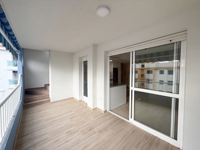 2 quarto Penthouse para venda em Gandia com piscina - 255 000 € (Ref: 9465331)