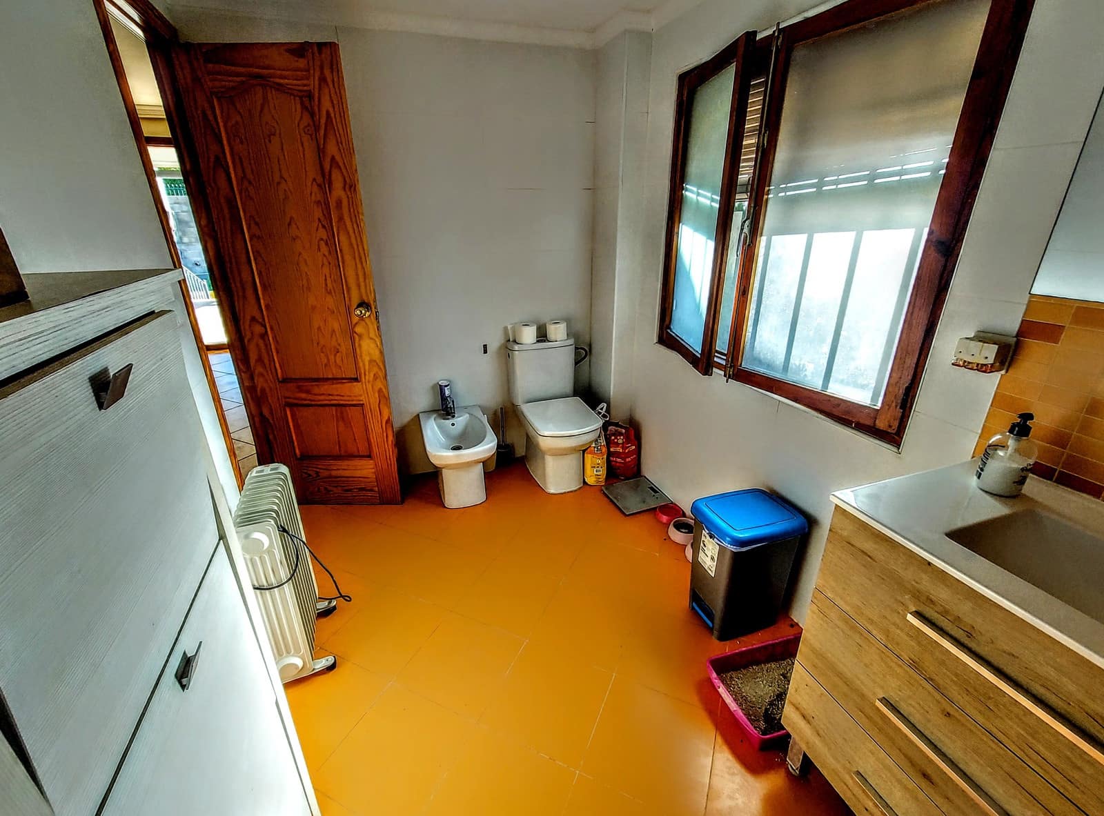 4 bedroom Villa for sale in Turis with pool - € 175,000 (Ref: 9491137)