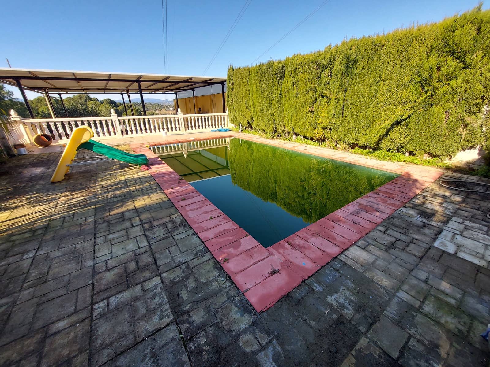 4 bedroom Villa for sale in Turis with pool - € 175,000 (Ref: 9491137)