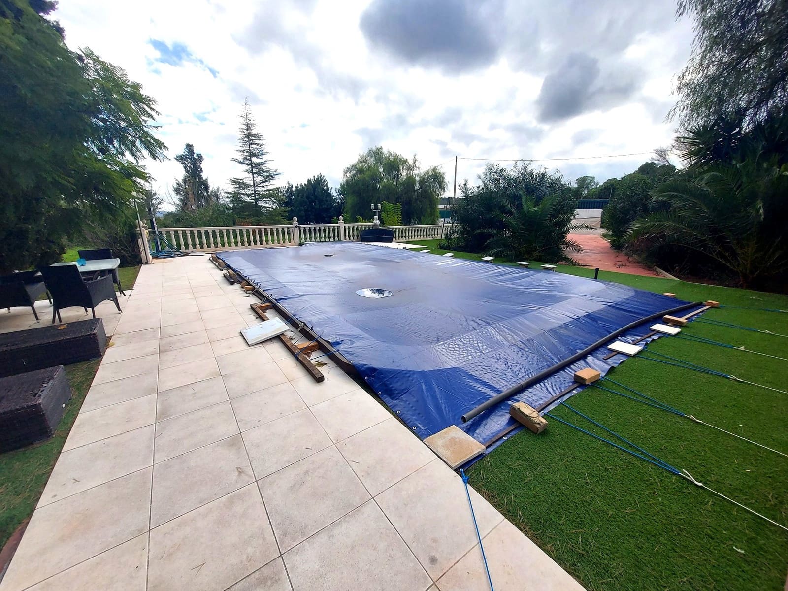 4 soveværelse Villa til salg i Pedralba med swimmingpool - € 280.000 (Ref: 9491138)