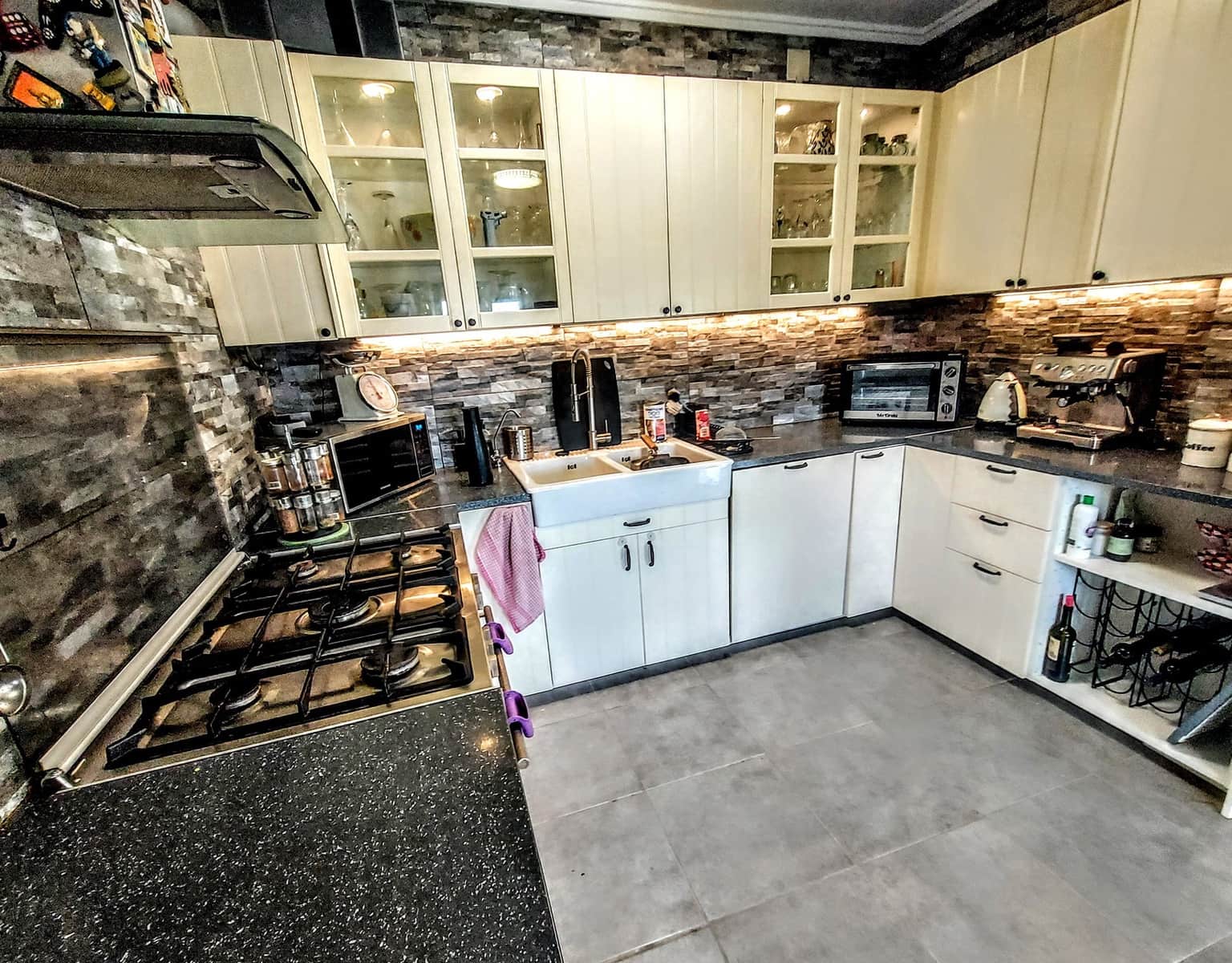 4 soveværelse Villa til salg i Pedralba med swimmingpool - € 280.000 (Ref: 9491138)