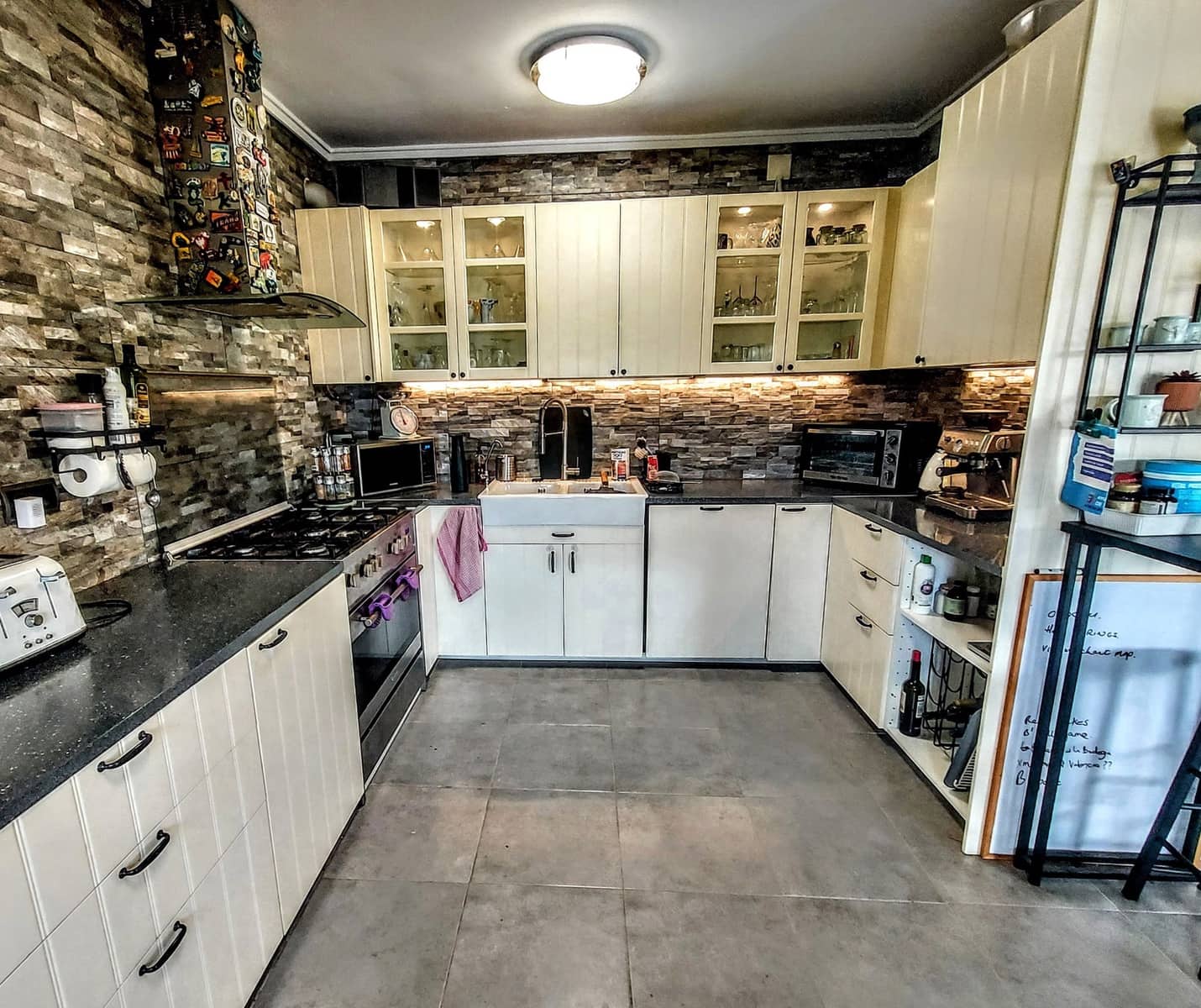 4 soveværelse Villa til salg i Pedralba med swimmingpool - € 280.000 (Ref: 9491138)