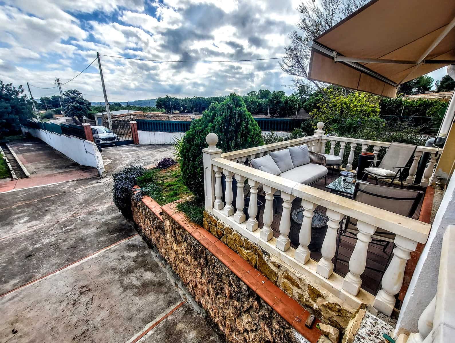 4 soveværelse Villa til salg i Pedralba med swimmingpool - € 280.000 (Ref: 9491138)