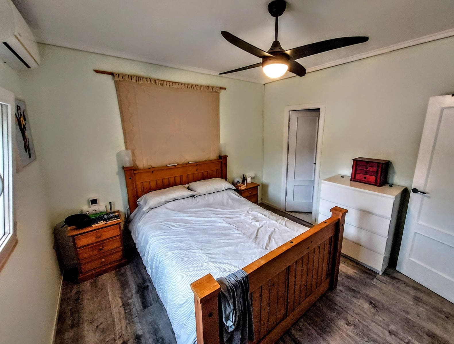 4 soveværelse Villa til salg i Pedralba med swimmingpool - € 280.000 (Ref: 9491138)