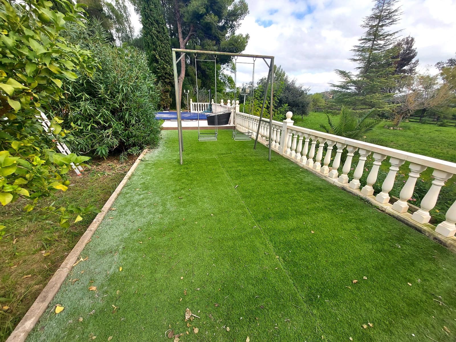 4 soveværelse Villa til salg i Pedralba med swimmingpool - € 280.000 (Ref: 9491138)