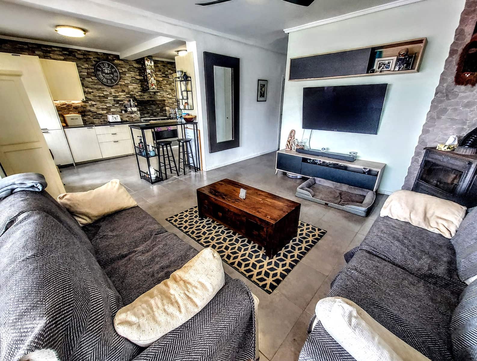 4 soveværelse Villa til salg i Pedralba med swimmingpool - € 280.000 (Ref: 9491138)