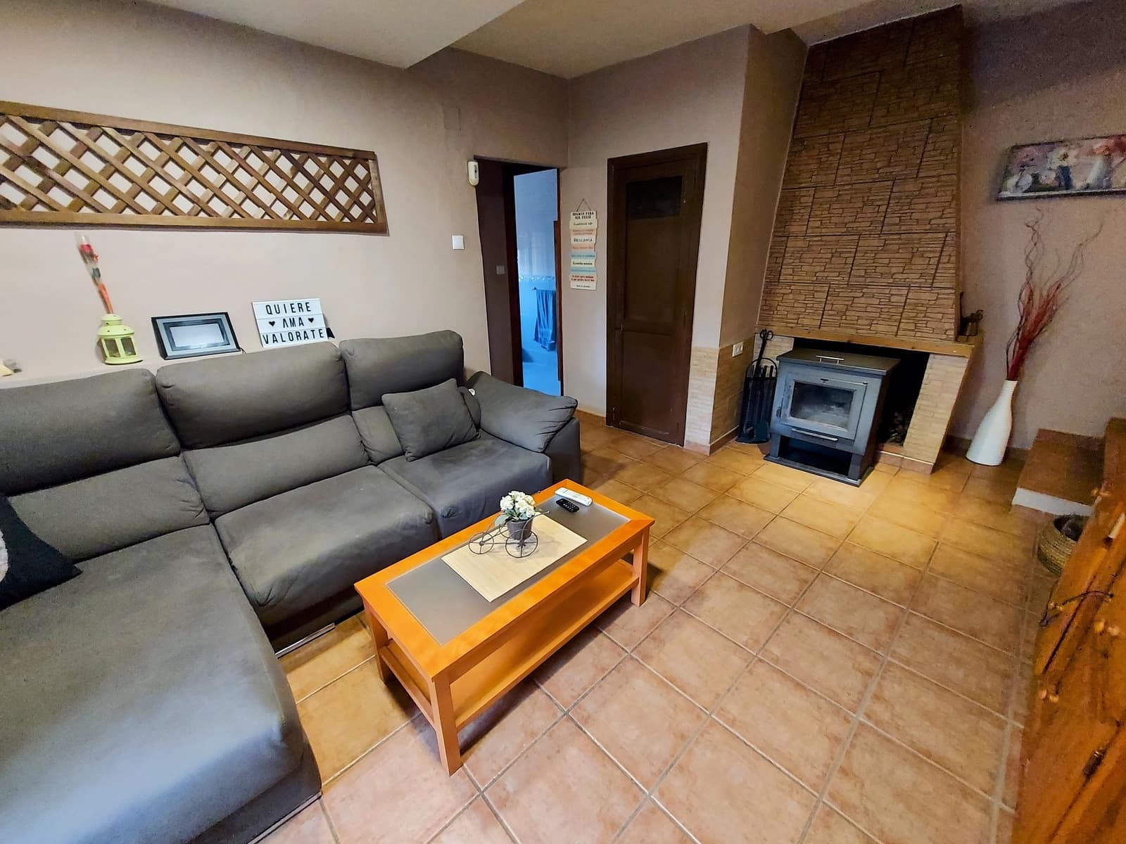 3 bedroom Villa for sale in Algimia d'Alfara with pool - € 198,000 (Ref: 9494350)