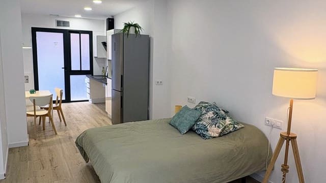 1 slaapkamer Appartement te koop in Benicalap, Valencia stad - € 150.000 (Ref: 9524049)