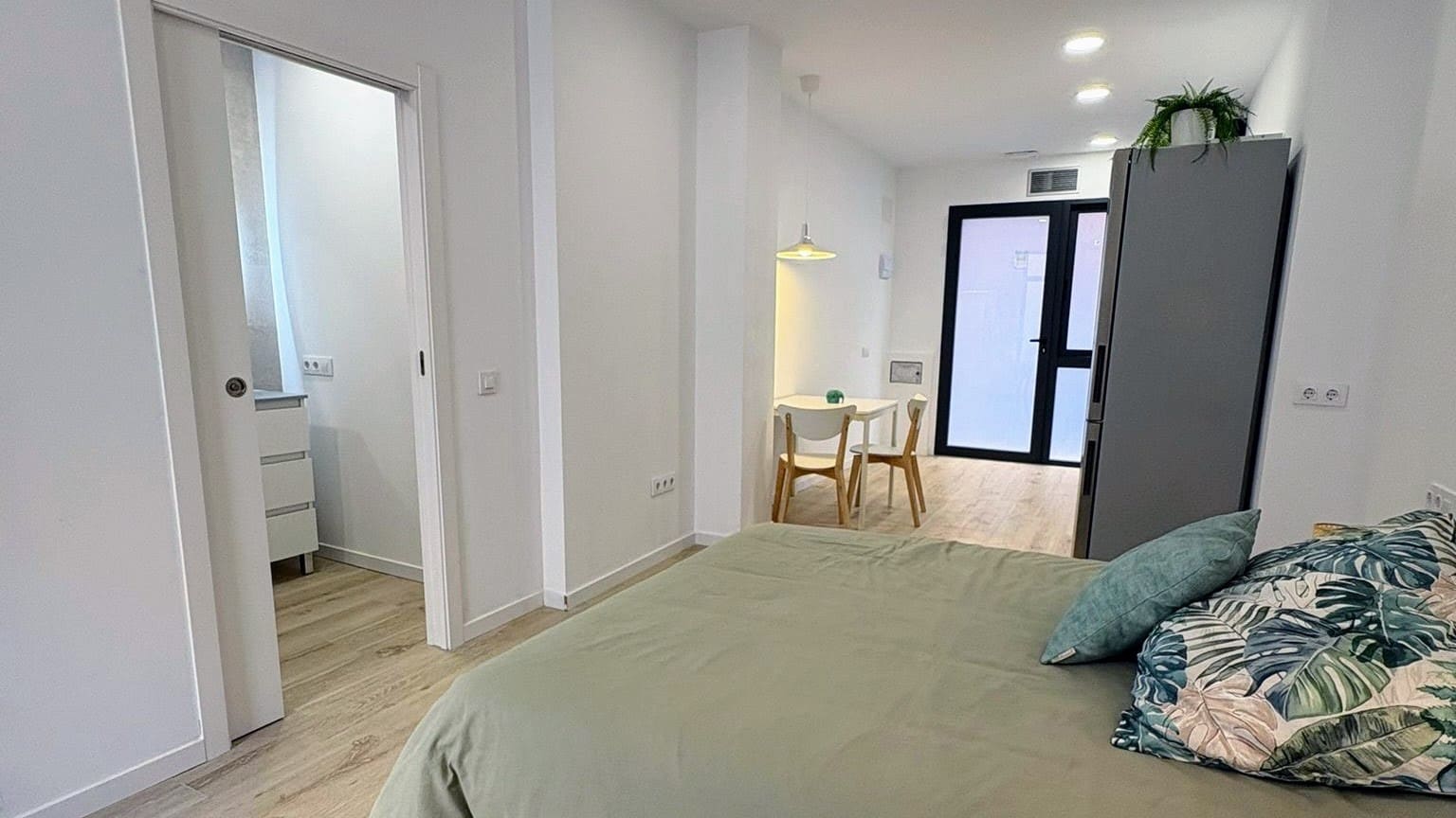 1 slaapkamer Appartement te koop in Valencia stad - € 150.000 (Ref: 9524049)