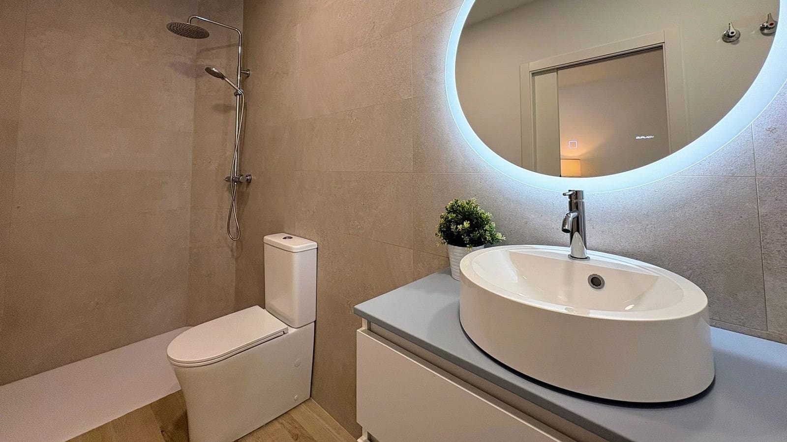 1 slaapkamer Appartement te koop in Valencia stad - € 150.000 (Ref: 9524049)