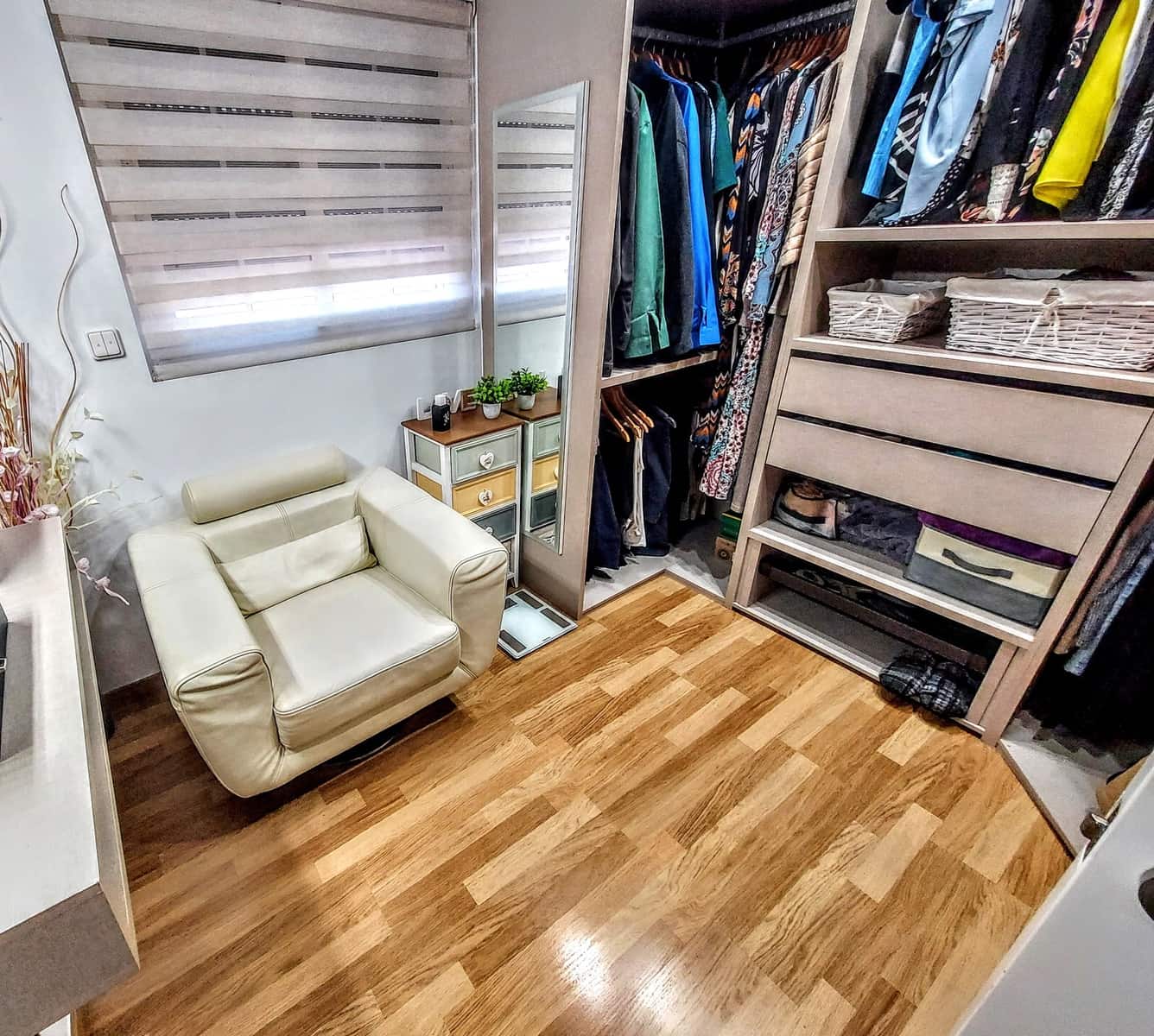 4 bedroom Villa for sale in Torrent with pool - € 565,000 (Ref: 9535669)