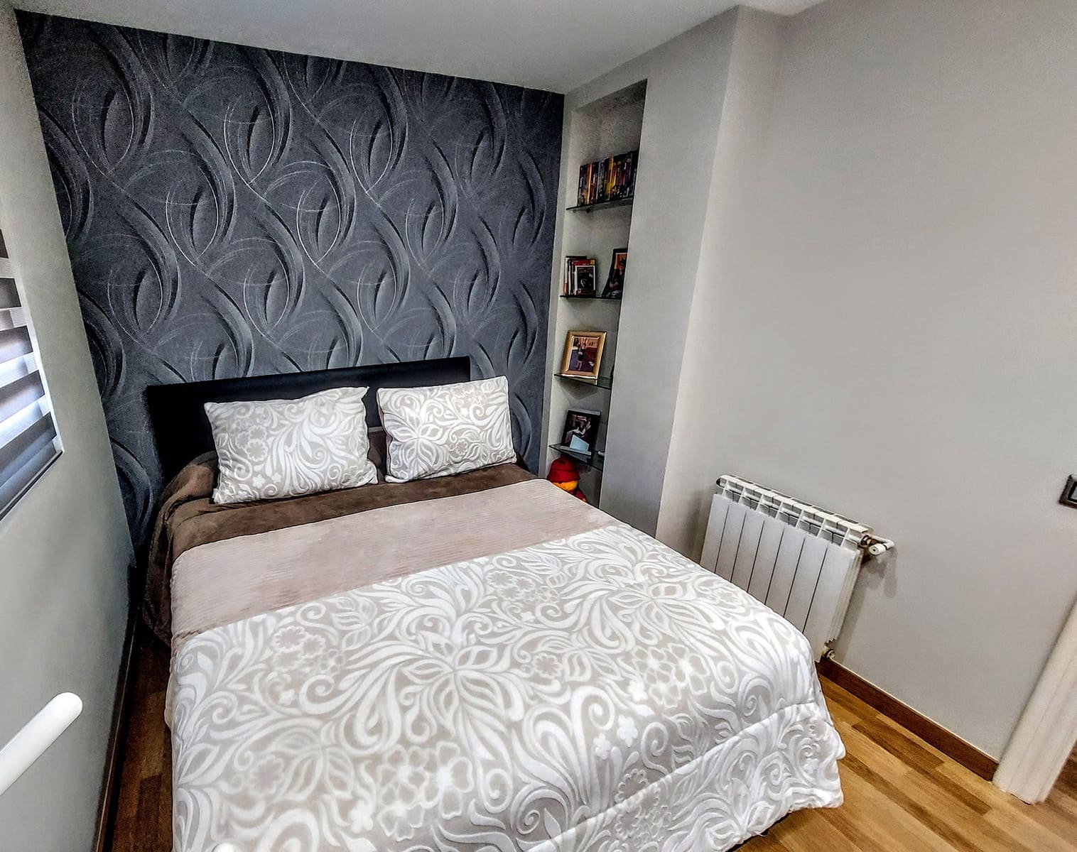 4 bedroom Villa for sale in Torrent with pool - € 565,000 (Ref: 9535669)