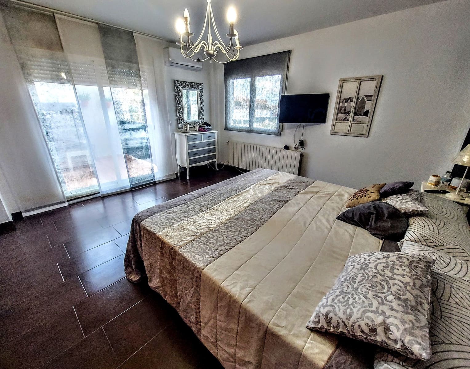 4 slaapkamer Villa te koop in Montserrat met zwembad - € 350.000 (Ref: 9536711)