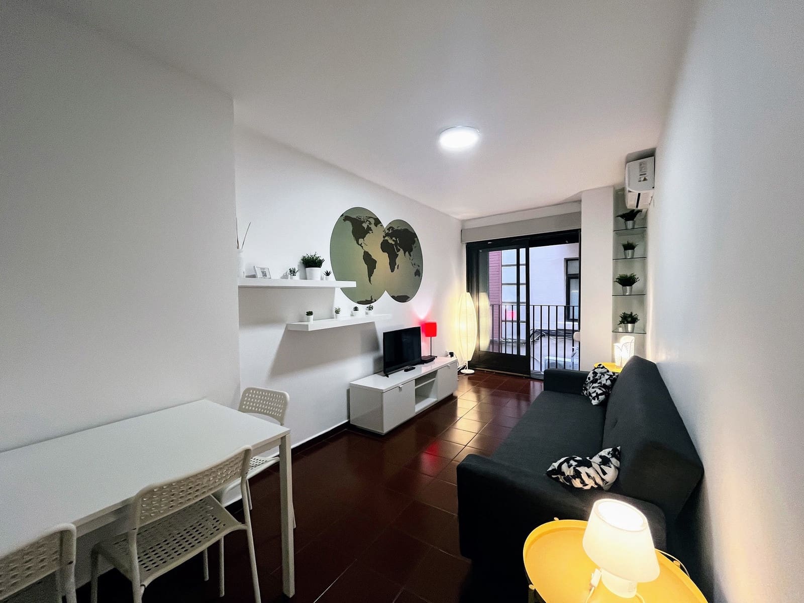 2 slaapkamer Appartement te koop in Valencia stad - € 340.000 (Ref: 9540896)