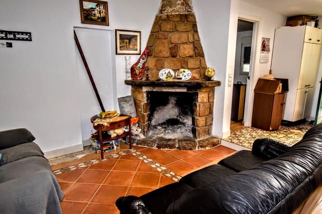 3 soverom Villa til salgs i Chiva med svømmebasseng - € 180 000 (Ref: 9540897)