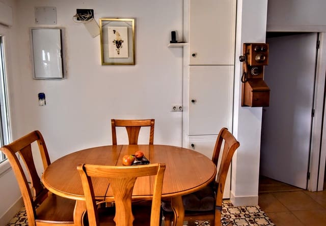 3 soverom Villa til salgs i Chiva med svømmebasseng - € 180 000 (Ref: 9540897)