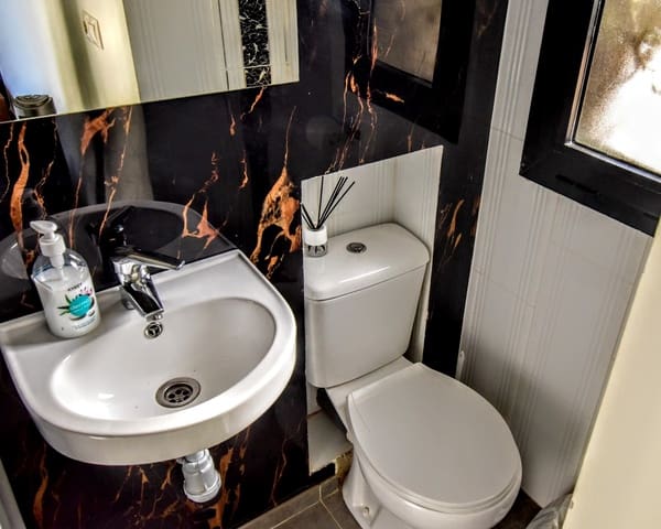 3 soverom Villa til salgs i Chiva med svømmebasseng - € 180 000 (Ref: 9540897)