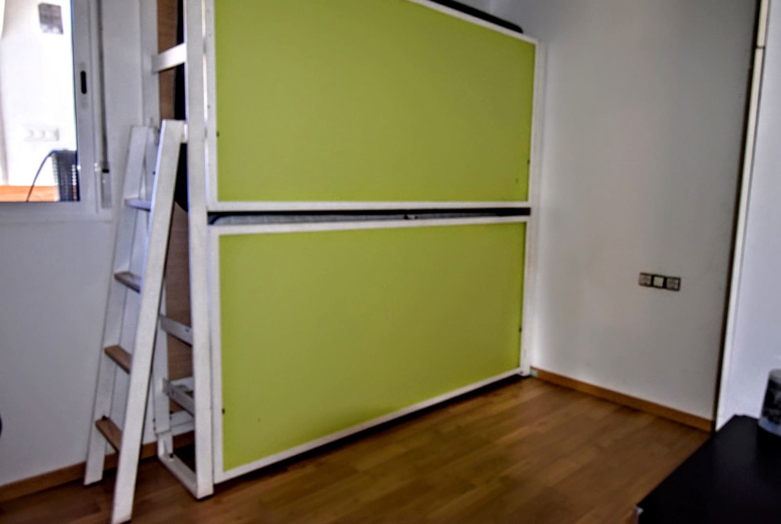 3 bedroom Villa for sale in Chiva with pool - € 180,000 (Ref: 9540897)