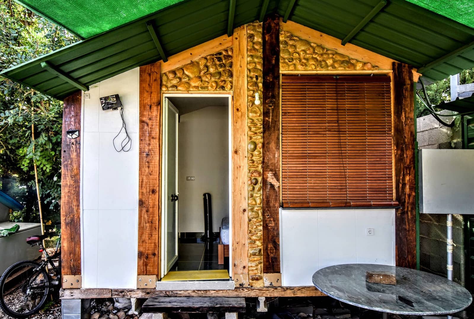 3 bedroom Villa for sale in Chiva with pool - € 180,000 (Ref: 9540897)