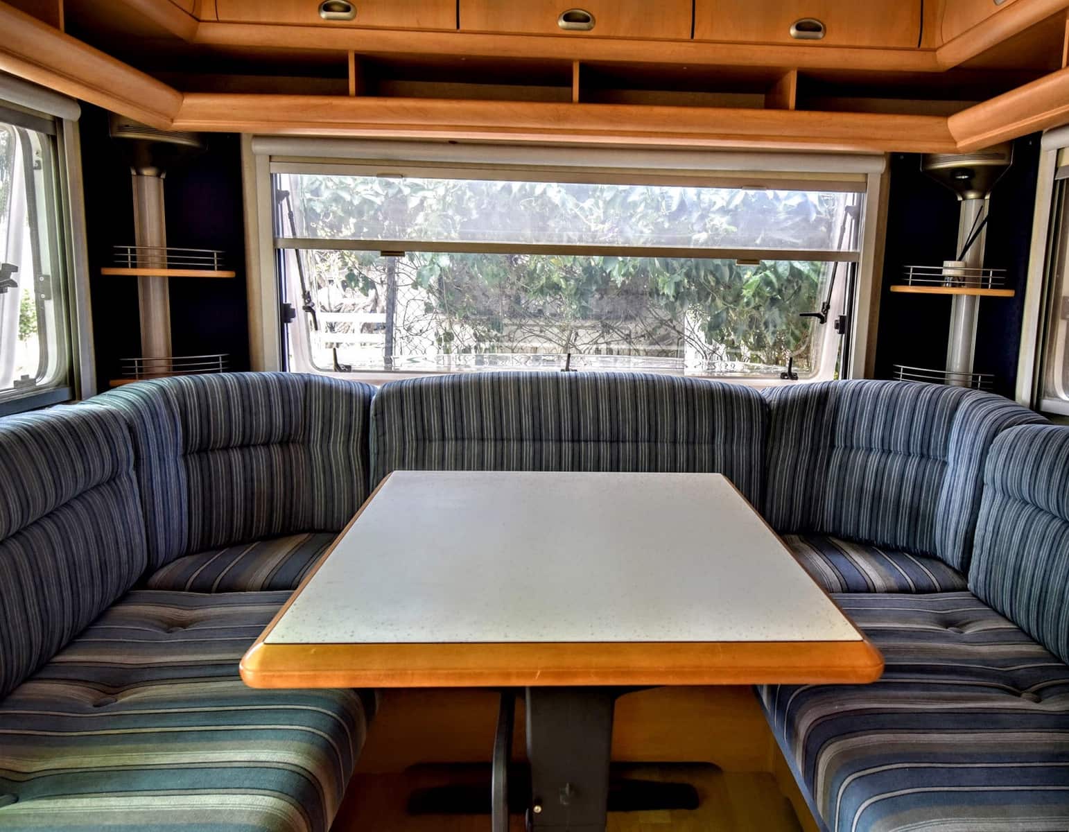 3 bedroom Villa for sale in Chiva with pool - € 180,000 (Ref: 9540897)