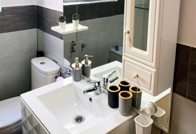 2 soveværelse Lejlighed til salg i Marxalenes, Valencia by - € 200.000 (Ref: 9547554)