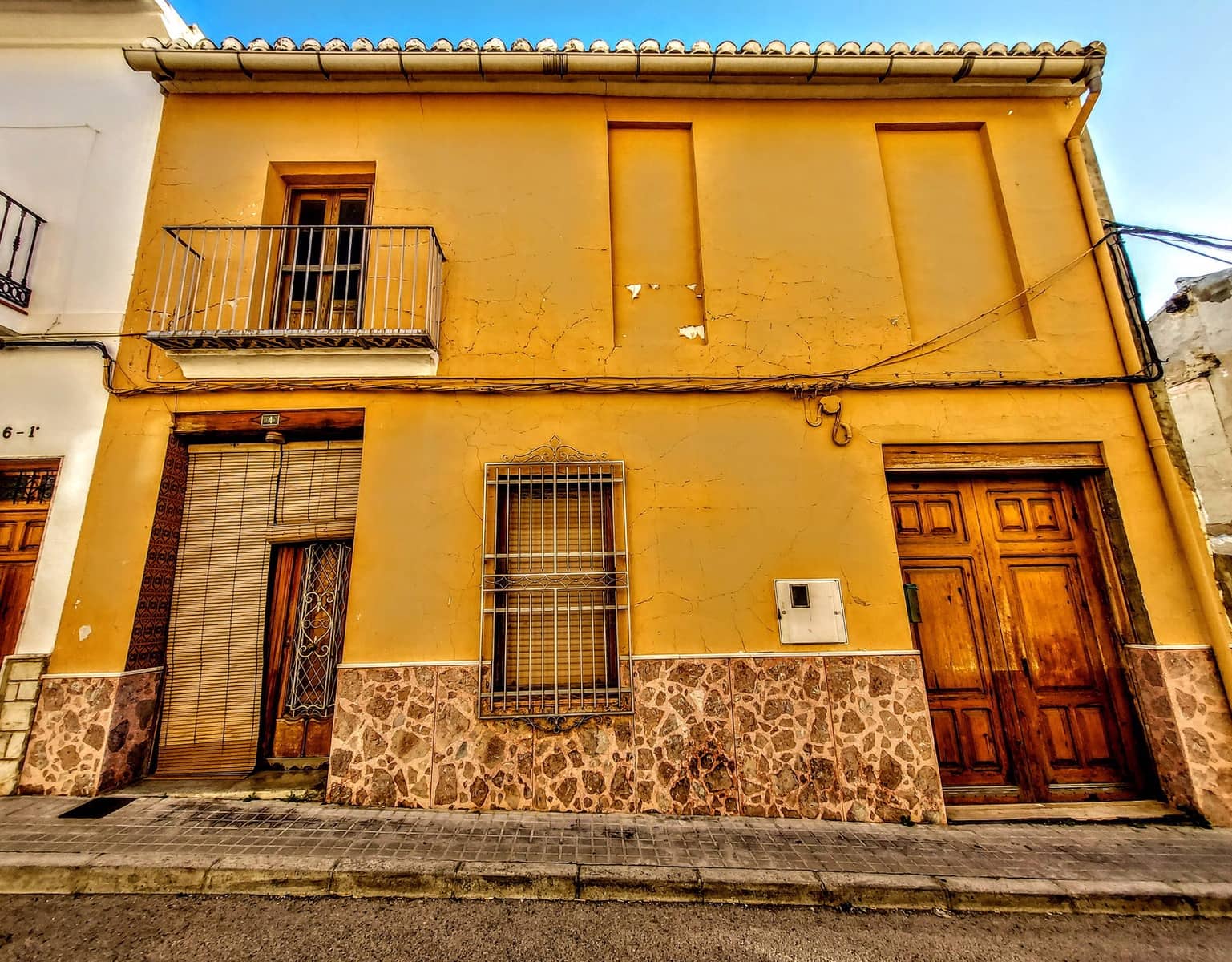 5 makuuhuone Omakotitalo myytävänä paikassa Montserrat - 255 000 € (Ref: 9564836)