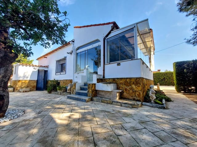 3 sovrum Villa till salu i Montroy med pool - 239 000 € (Ref: 9568191)