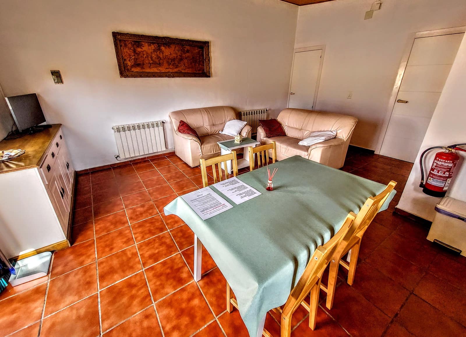 10 bedroom Villa for sale in Godelleta with pool - € 575,000 (Ref: 9582447)