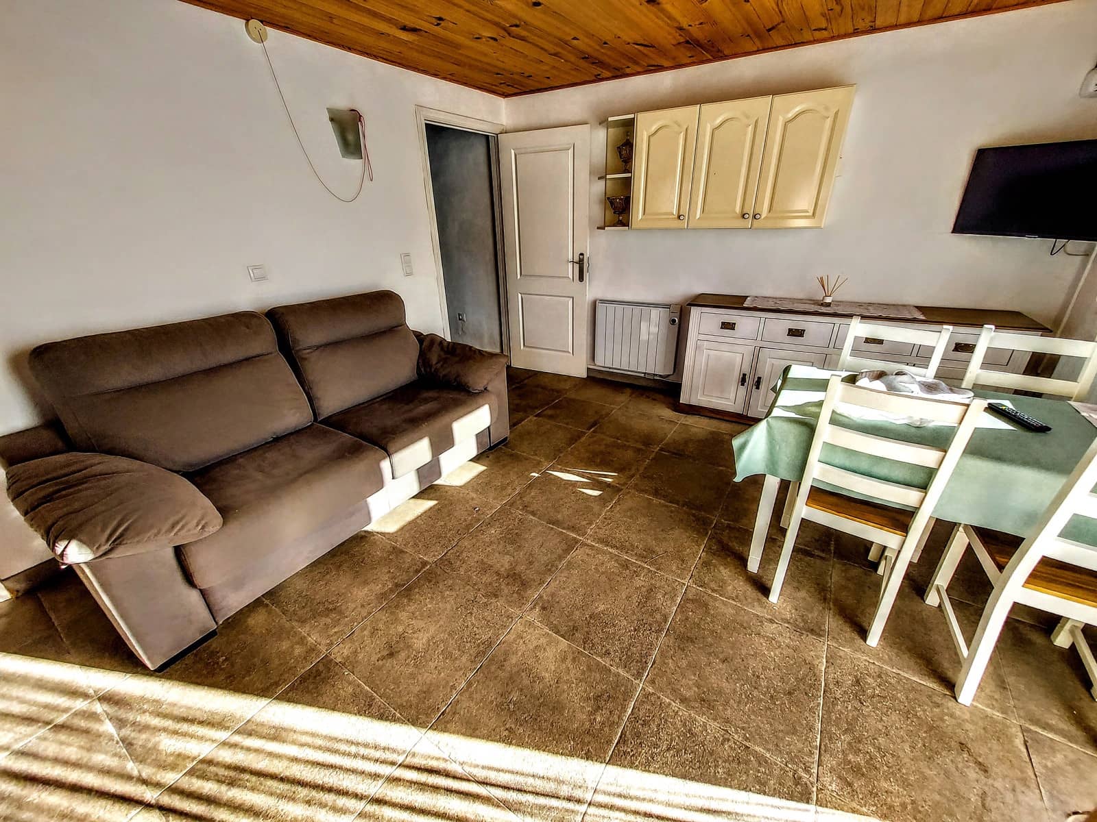 10 bedroom Villa for sale in Godelleta with pool - € 575,000 (Ref: 9582447)