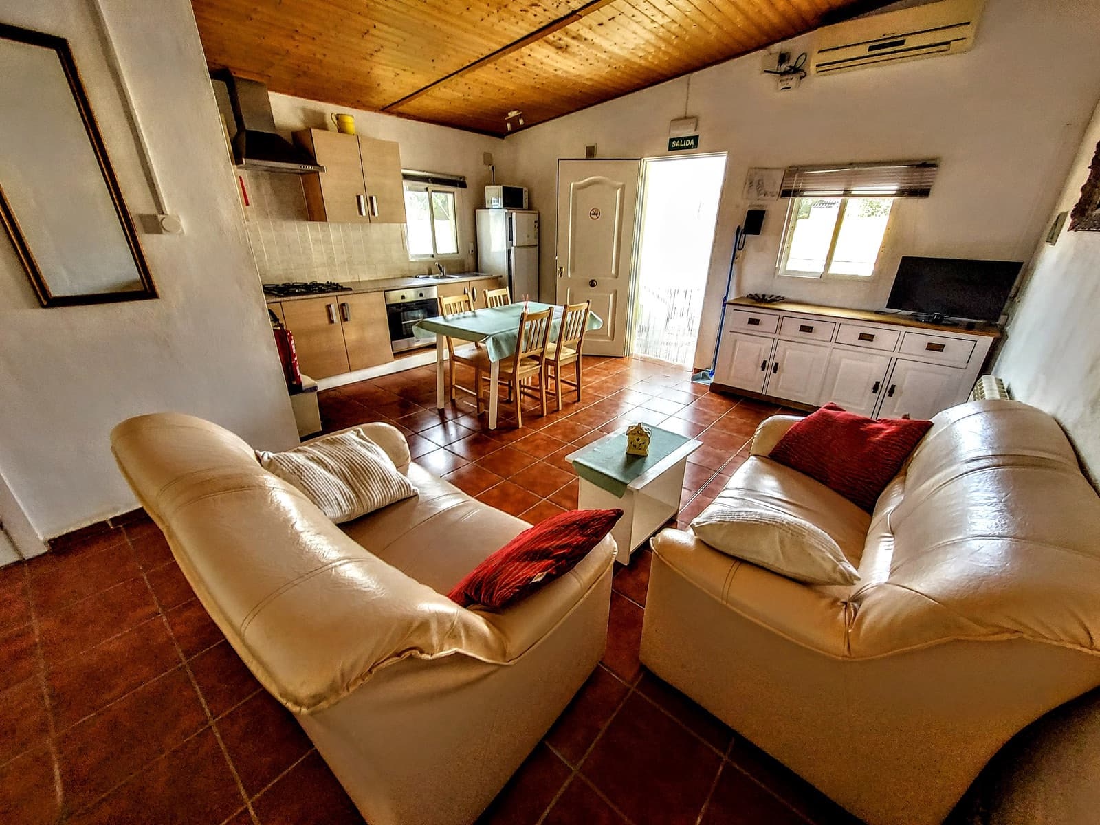 10 bedroom Villa for sale in Godelleta with pool - € 575,000 (Ref: 9582447)