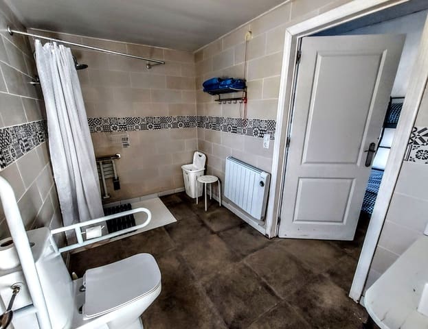 10 sovrum Villa till salu i Godelleta med pool - 575 000 € (Ref: 9582447)