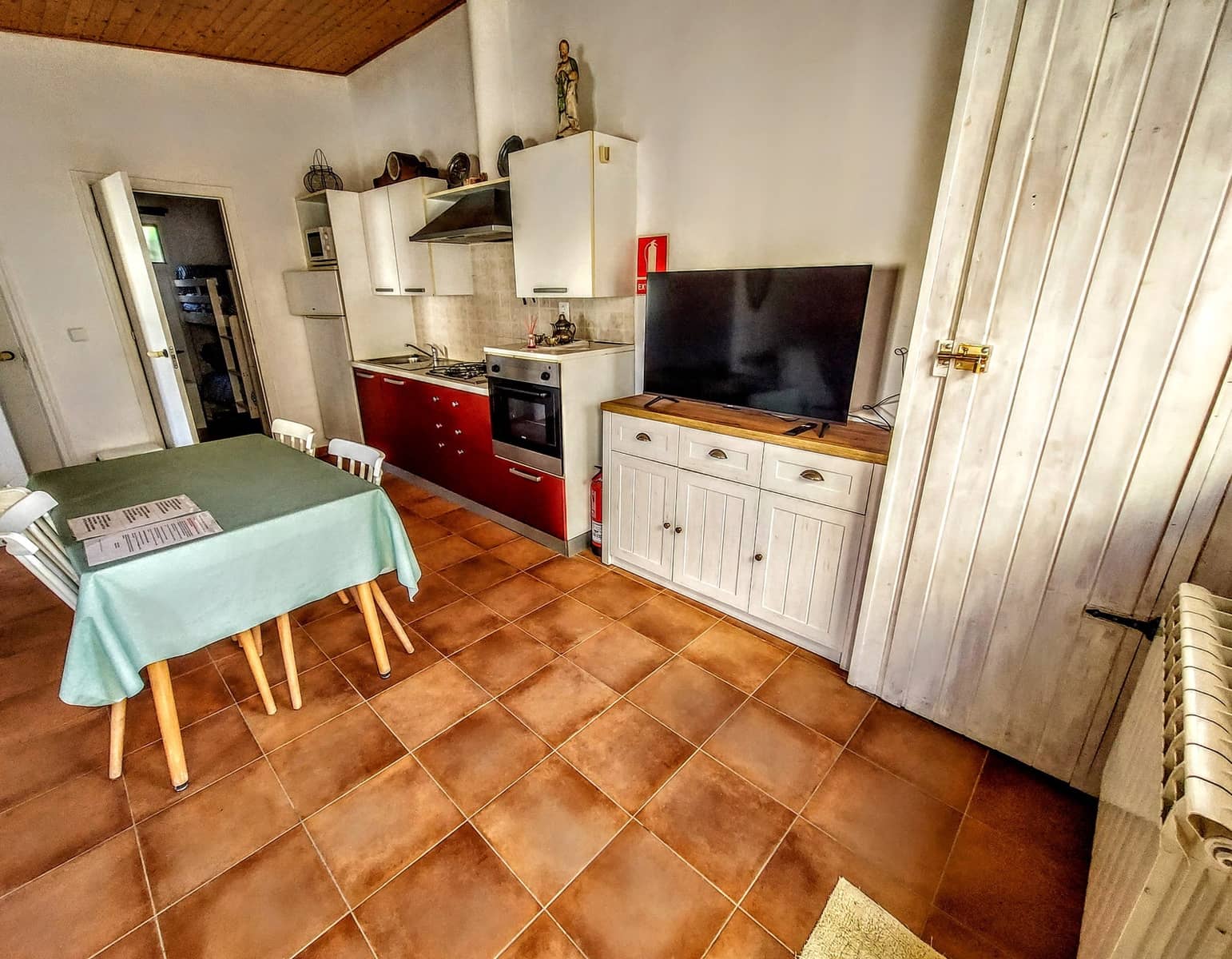 10 bedroom Villa for sale in Godelleta with pool - € 575,000 (Ref: 9582447)