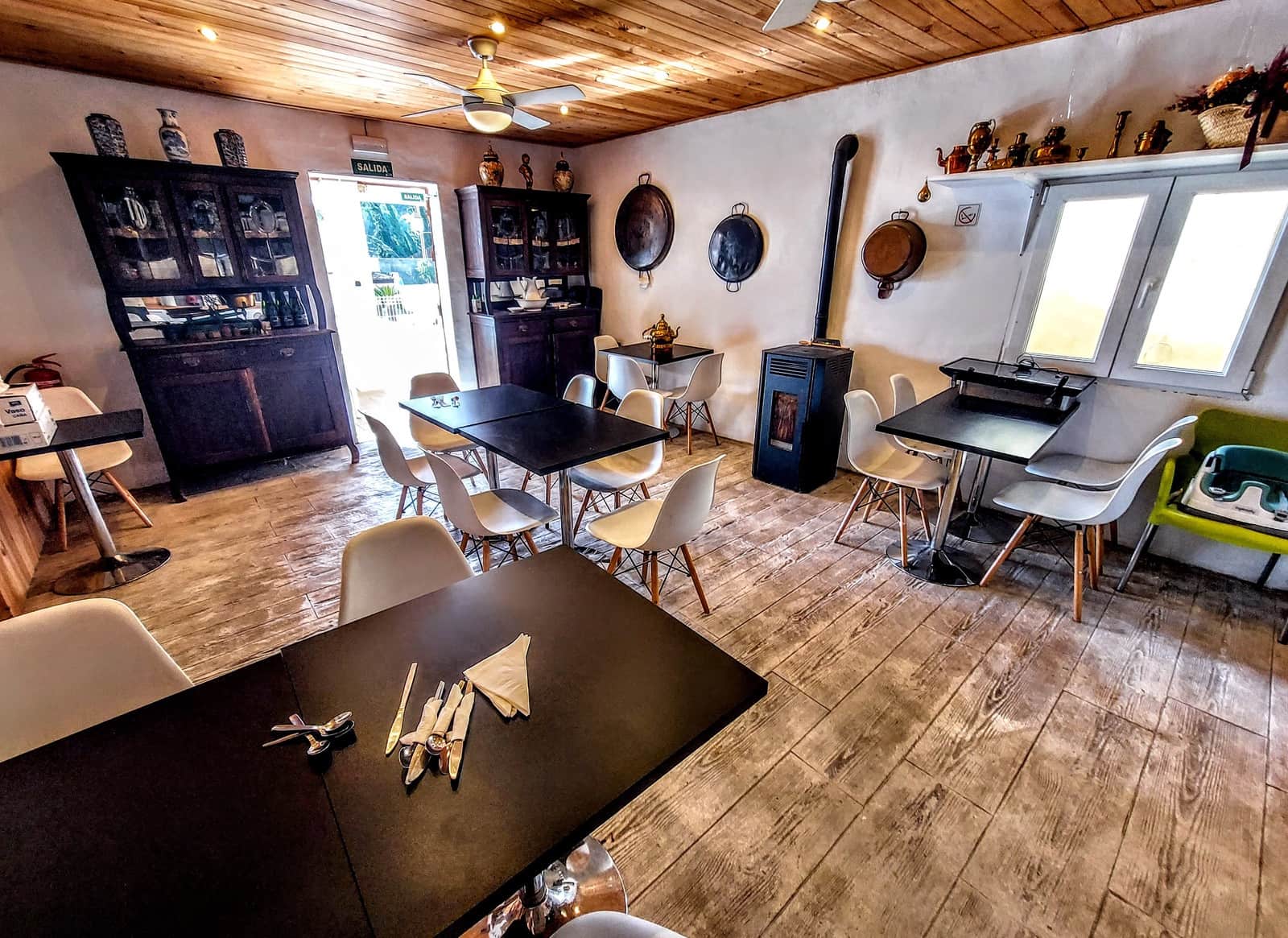 10 bedroom Villa for sale in Godelleta with pool - € 575,000 (Ref: 9582447)