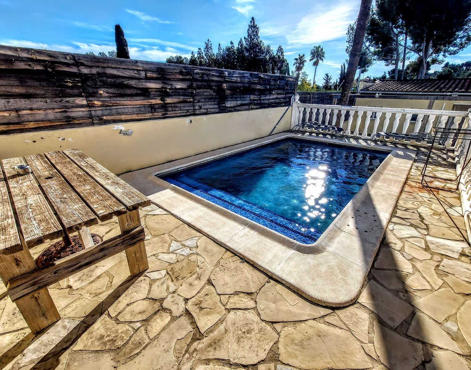 10 bedroom Villa for sale in Godelleta with pool - € 575,000 (Ref: 9582447)