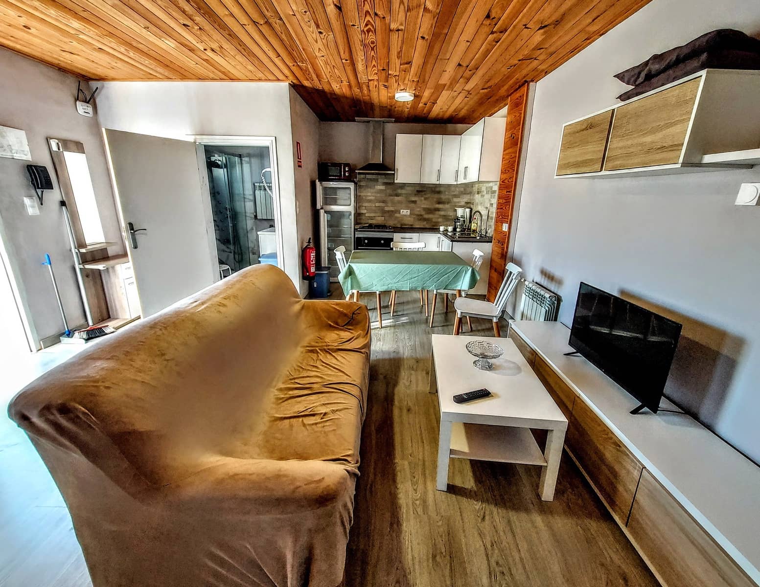 10 bedroom Villa for sale in Godelleta with pool - € 575,000 (Ref: 9582447)