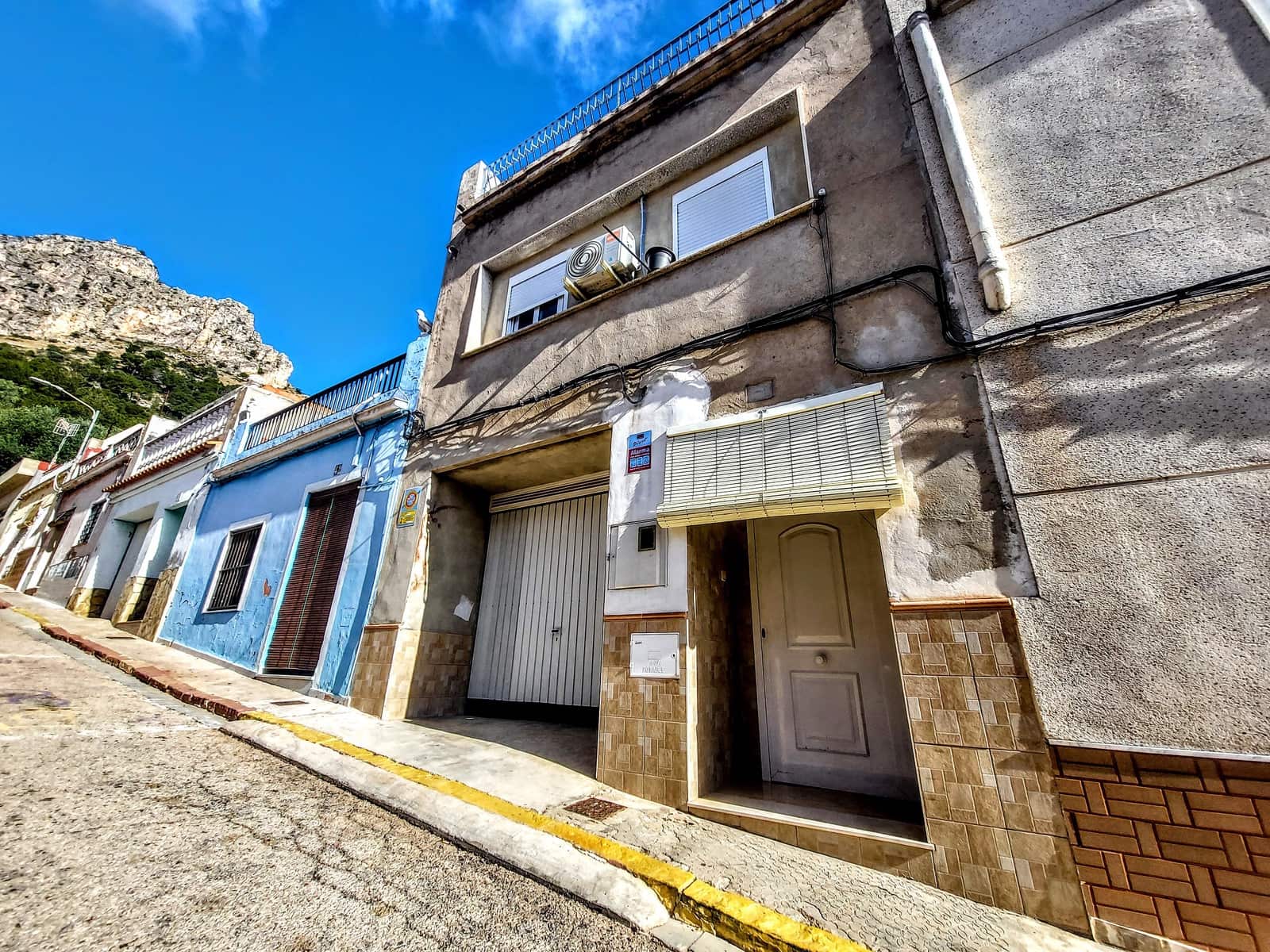 3 quarto Casa em Banda para venda em Tavernes de la Valldigna - 145 000 € (Ref: 9585919)