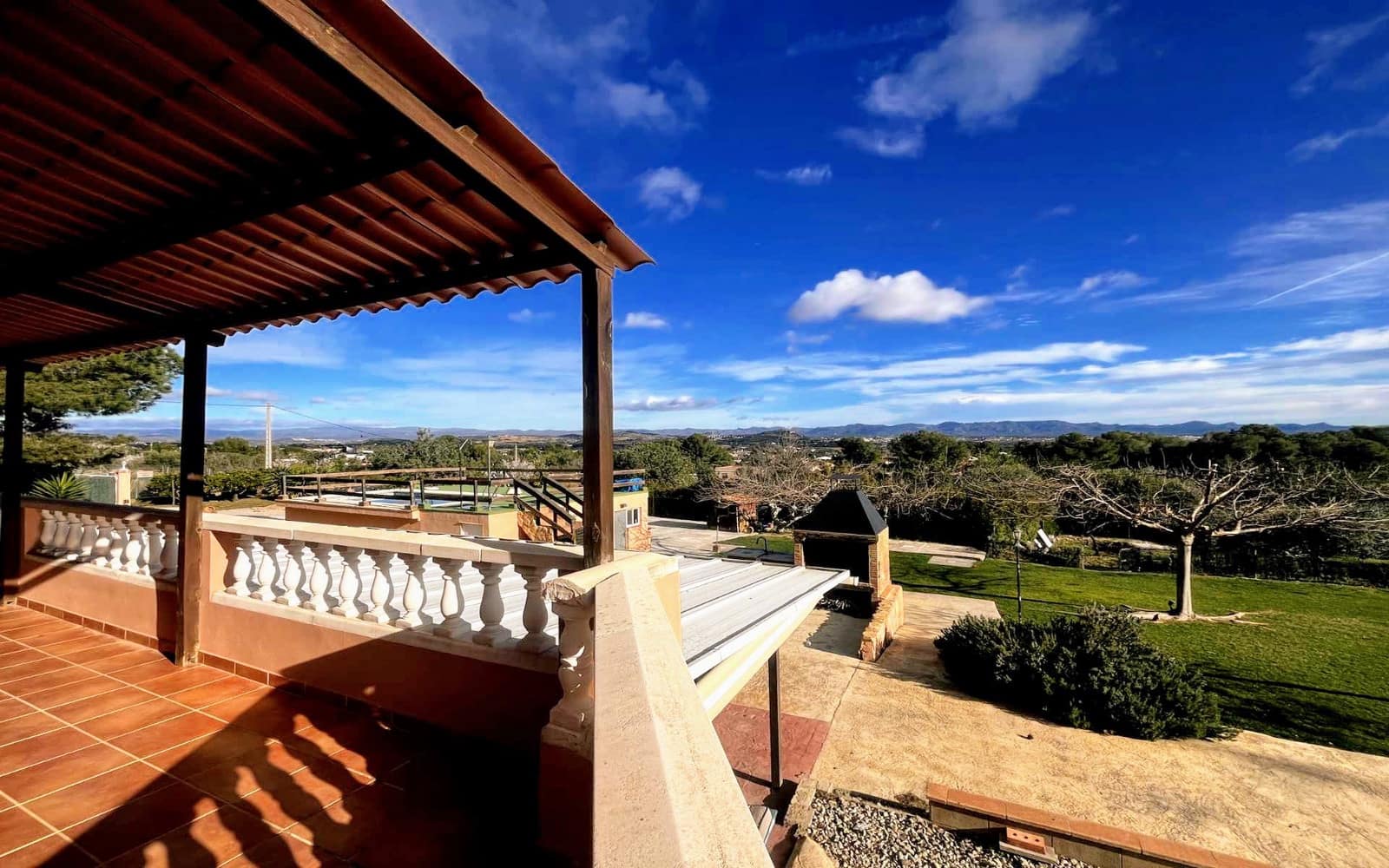 5 soveværelse Villa til salg i Vilamarxant / Villamarchante med swimmingpool - € 258.000 (Ref: 9594771)