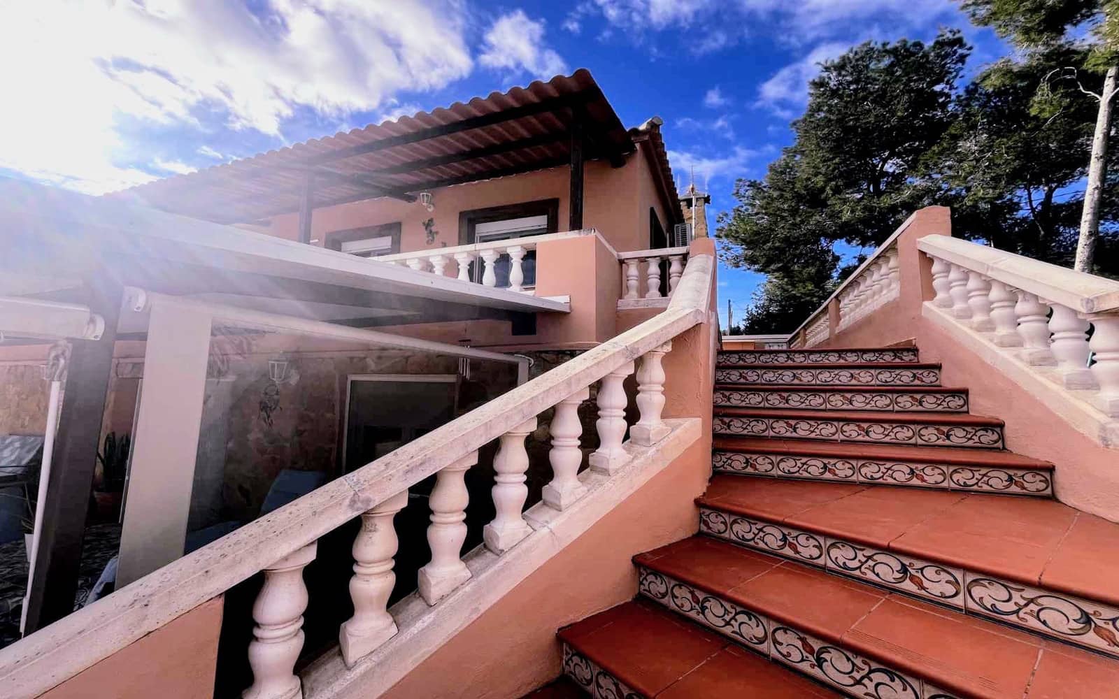 5 soveværelse Villa til salg i Vilamarxant / Villamarchante med swimmingpool - € 258.000 (Ref: 9594771)