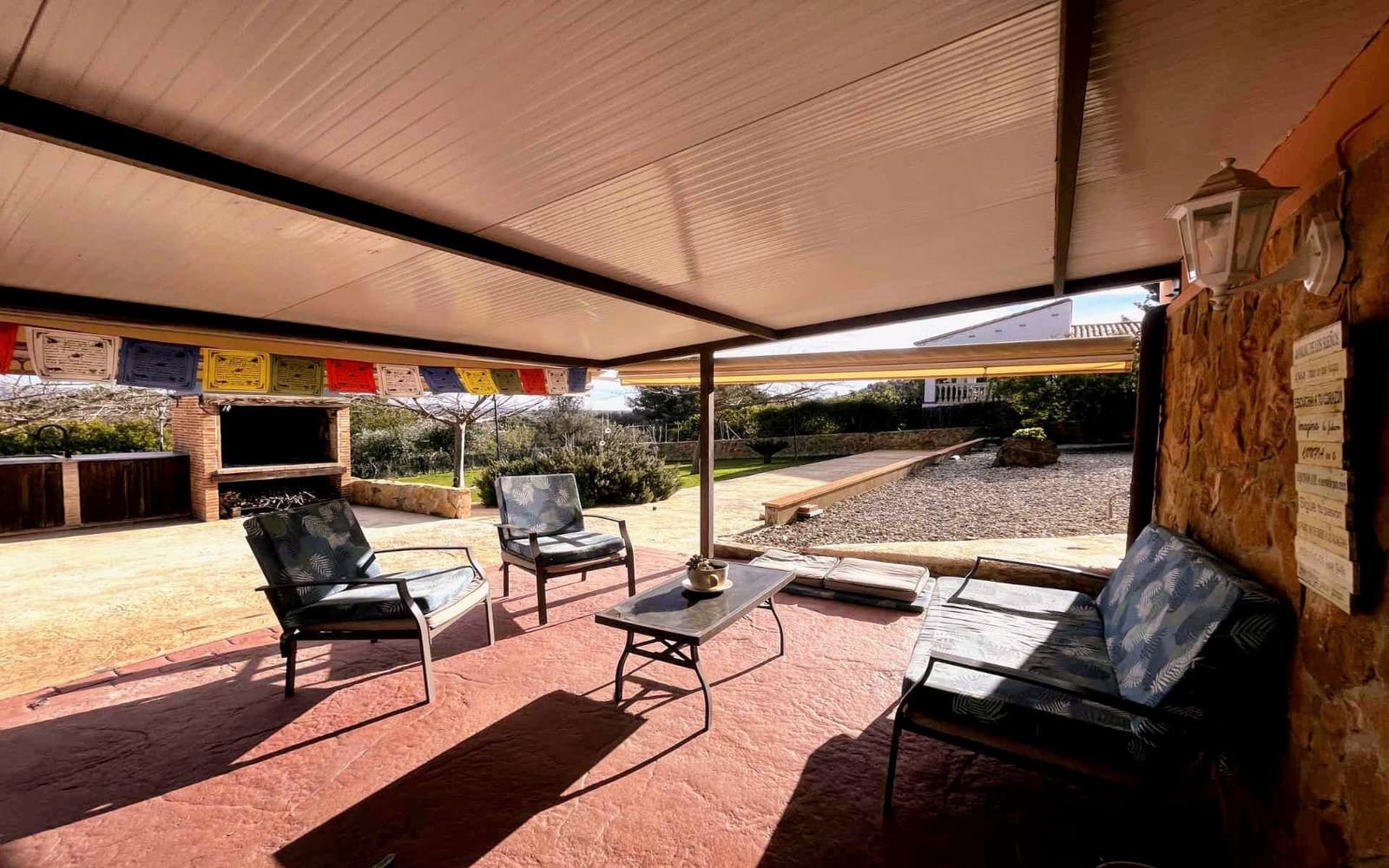 5 soveværelse Villa til salg i Vilamarxant / Villamarchante med swimmingpool - € 258.000 (Ref: 9594771)