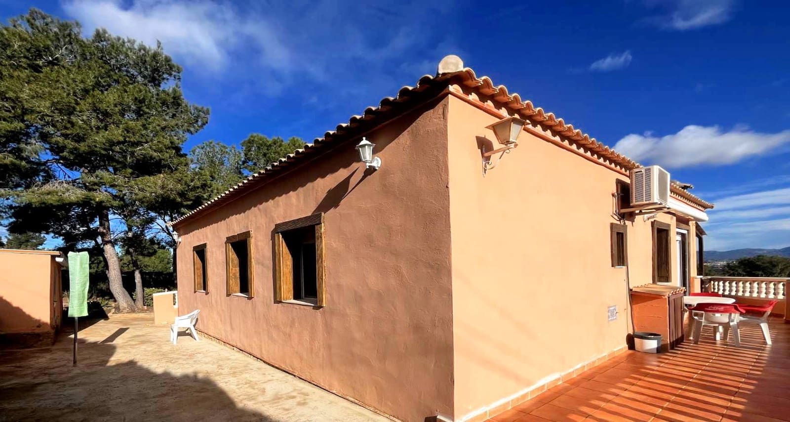 5 soveværelse Villa til salg i Vilamarxant / Villamarchante med swimmingpool - € 258.000 (Ref: 9594771)