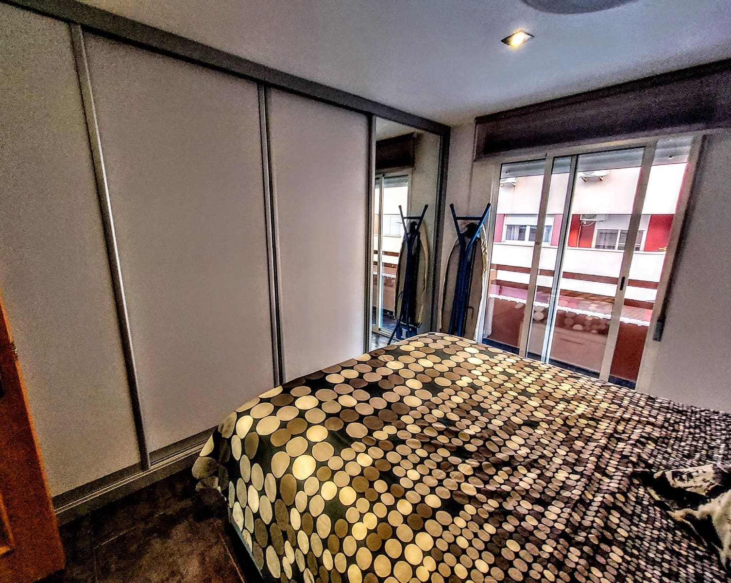 3 slaapkamer Appartement te koop in Valencia stad - € 280.000 (Ref: 9598698)