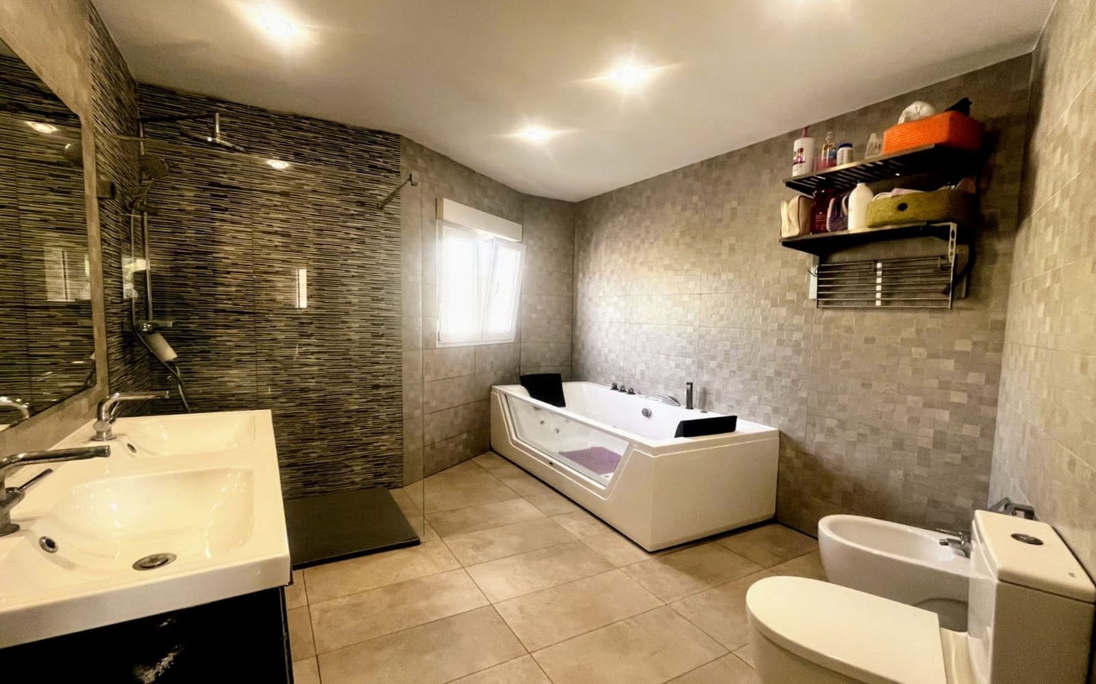 4 Zimmer Villa zu verkaufen in La Canada - 548.000 € (Ref: 9604678)