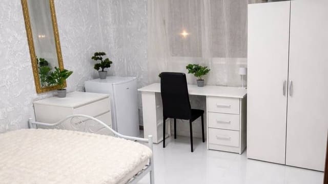 Apartamento de 5 habitaciones en El Calvari, València ciudad en venta - 238.000 € (Ref: 9607587)