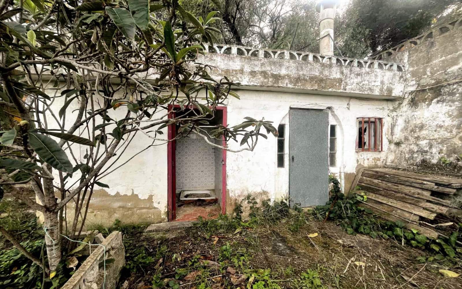 2 soverom Villa til salgs i Montserrat med svømmebasseng - € 100 000 (Ref: 9615185)