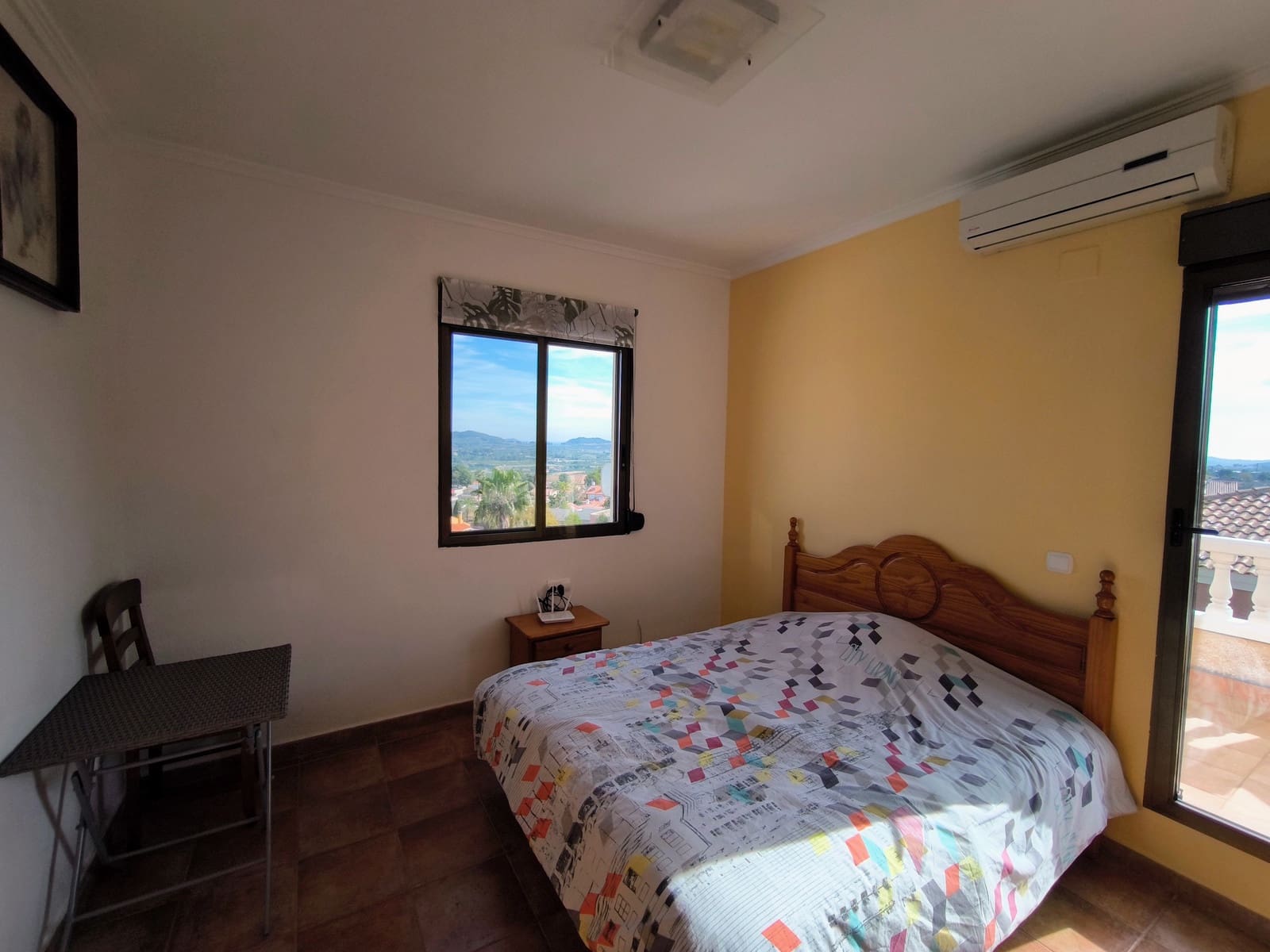 4 soveværelse Villa til salg i Turis med swimmingpool - € 289.000 (Ref: 9647848)