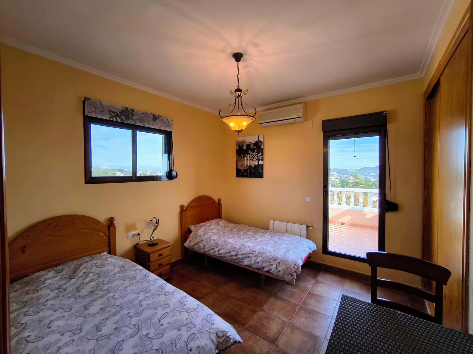 4 soveværelse Villa til salg i Turis med swimmingpool - € 289.000 (Ref: 9647848)