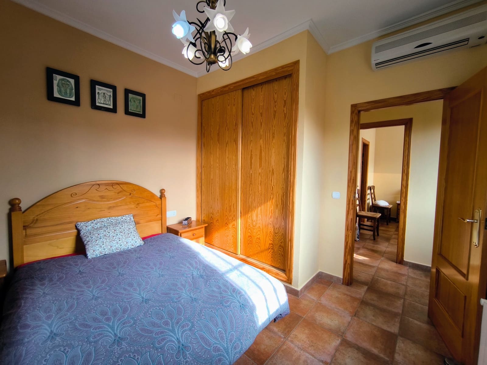 4 soveværelse Villa til salg i Turis med swimmingpool - € 289.000 (Ref: 9647848)